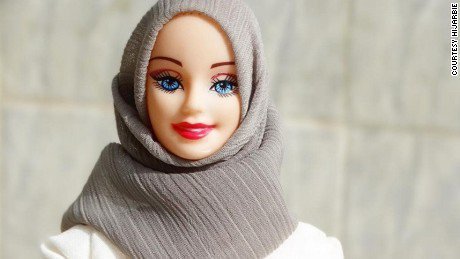 Hijarbie, la Barbie mette il velo islamico