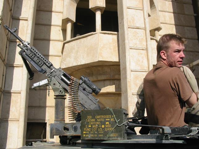 El Pentágono desconoce dónde están miles de armas enviadas a Iraq y Afganistán
