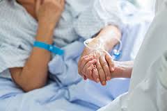 Cure palliative in Italia, un diritto ma non per tutti
