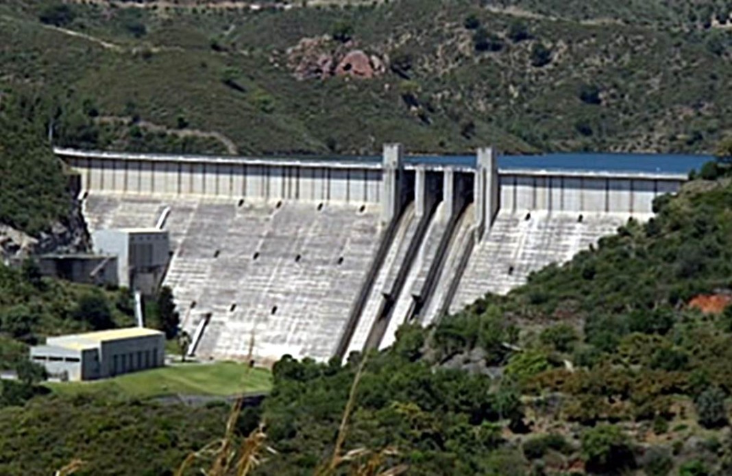 L’ACQUA DEL POTERE