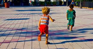 Giornata dell’infanzia, l’Italia spende solo lo 0,2% del Pil per i bambini