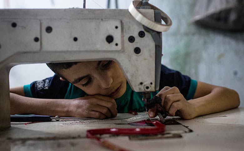 Zara et Cie. profitent de l’exploitation d’enfants réfugiés syriens (vidéo)