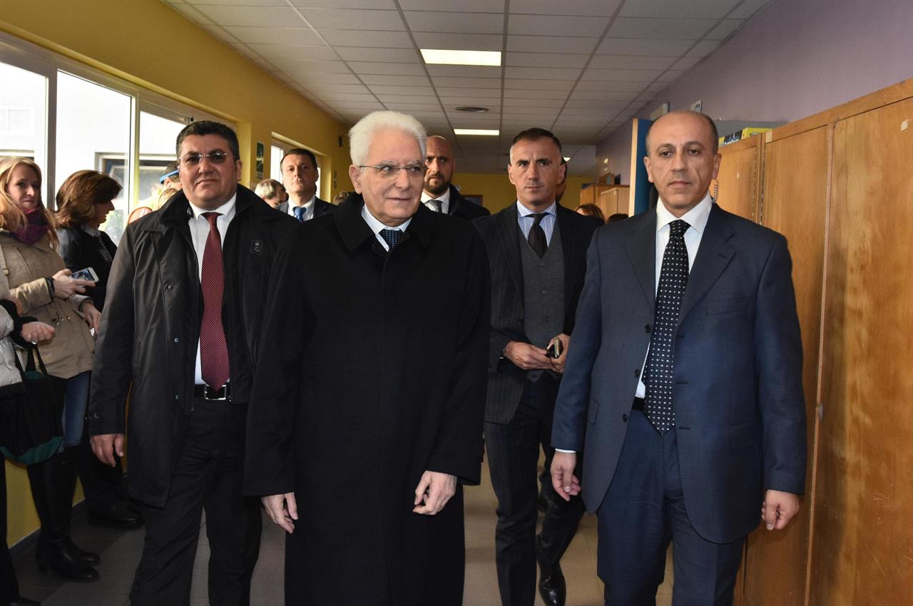 Ha vinto il No, Renzi si dimette: cosa succede adesso