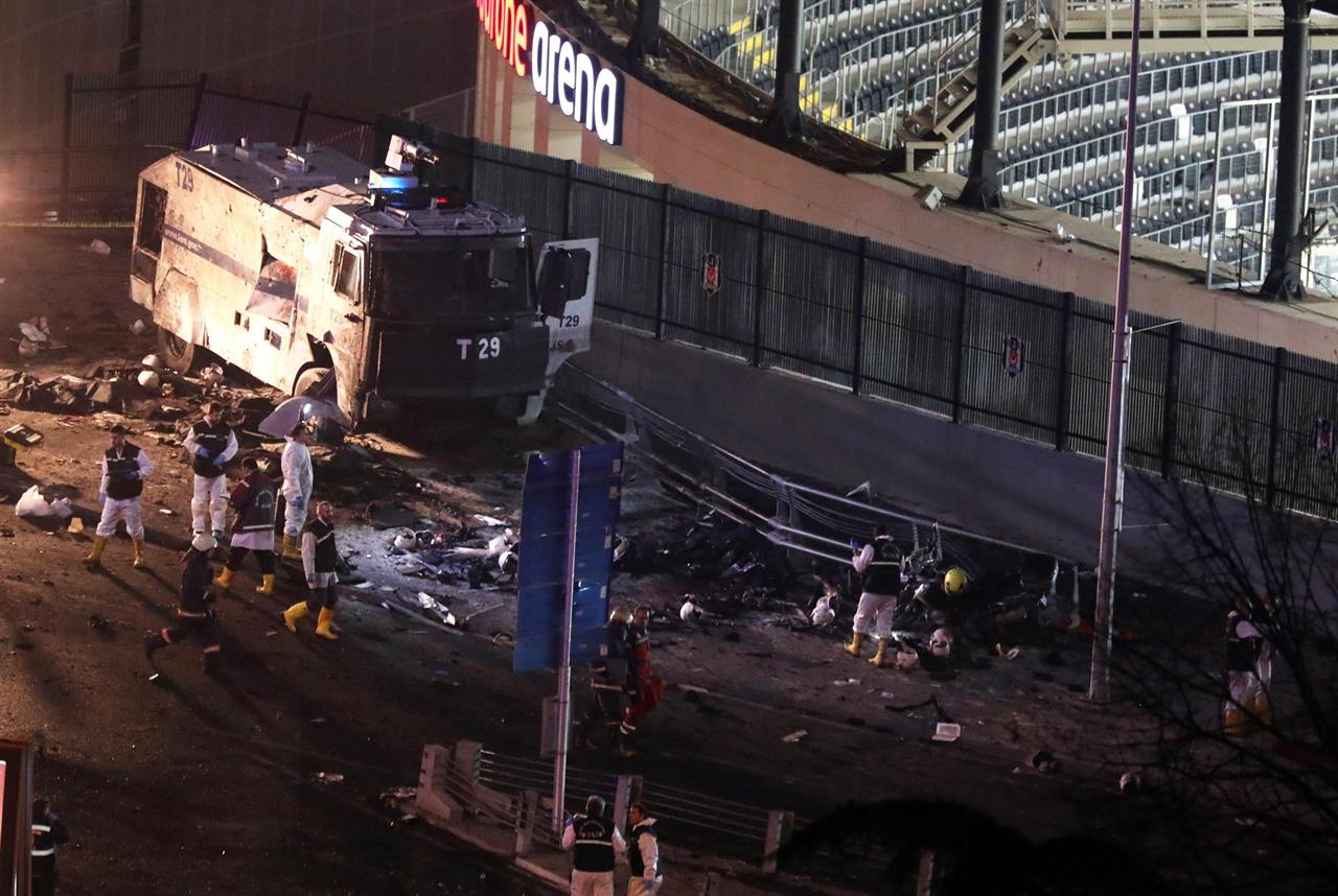 Turchia, forte esplosione nel centro di Istanbul