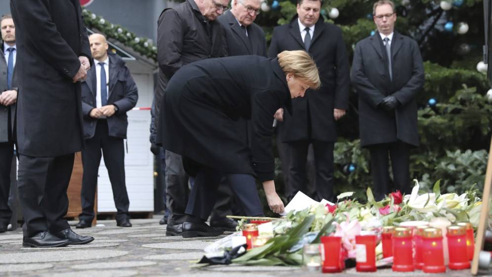 Atentados, populismo y refugiados: el cóctel electoral tóxico para Merkel