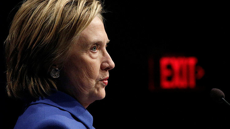 Lo hicieron los rusos (otra vez): Clinton culpa a Putin personalmente del presunto ‘hackeo’
