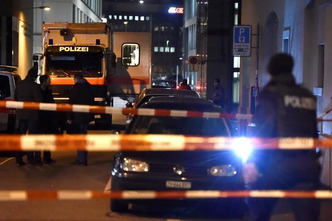 Tres personas heridas en un tiroteo junto a un centro islámico en Zúrich