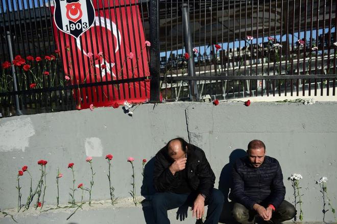 Turquía detiene a 118 cargos del partido prokurdo HDP tras los atentados de este sábado