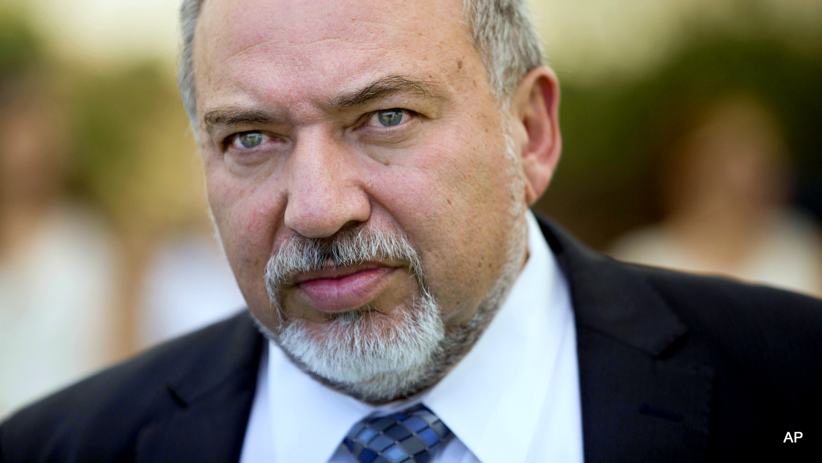 Israel Threatens To ‘Destroy’ Syrian Air Defenses