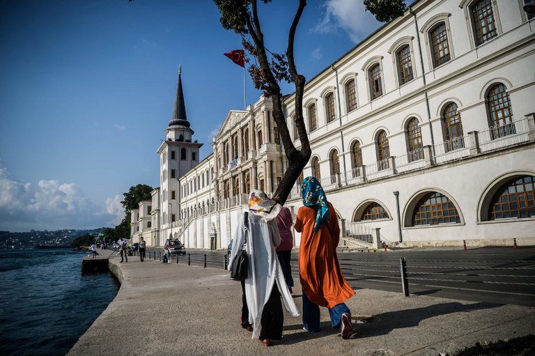 Turkey Allows Women in Military to Wear Hijabs, in Cultural Shift