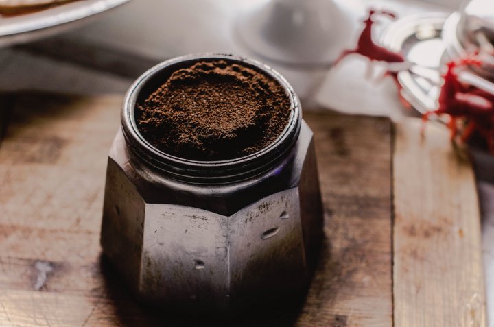 L’avenir du jardin sans pétrole est dans le marc de café