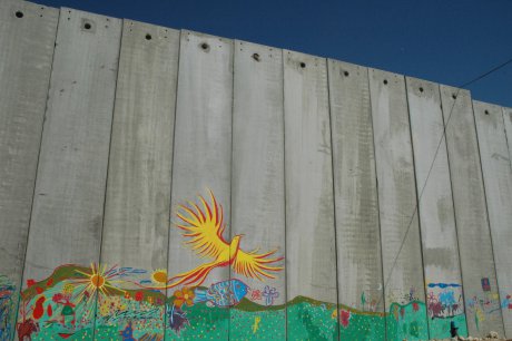 Ces banques et sociétés d’assurances françaises qui financent l’expansion coloniale israélienne