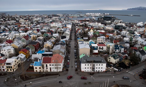 Iceland to enshrine equal pay for women and men in law