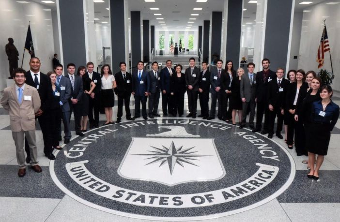 I guai della Cia: il mio nome è Ron, Ron Aledo