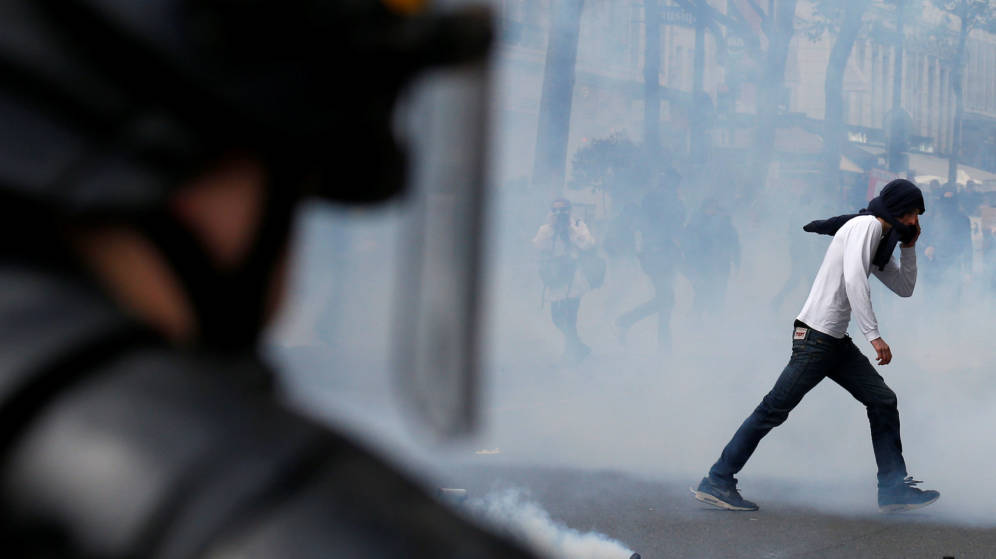 Enfrentamientos en una manifestación del Primero de mayo en París