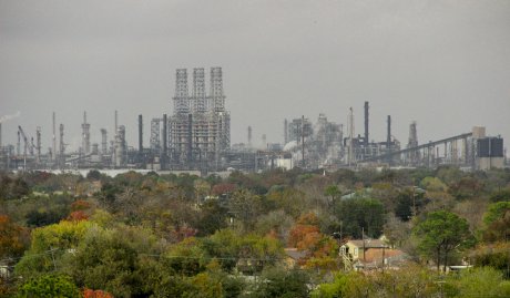 Sur les côtes du Texas, les banques françaises se mouillent une nouvelle fois du côté de Trump contre la justice climatique