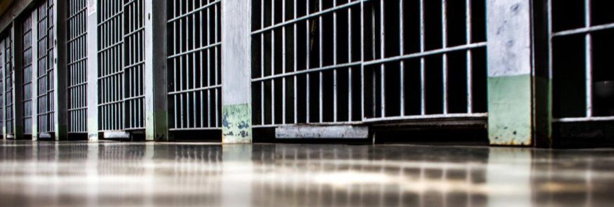 Suicidi in carcere, ragioni e numeri di un’emergenza continua