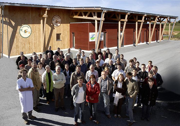 Comment une coopérative laitière émancipe les agriculteurs de leur soumission aux multinationales et au marché