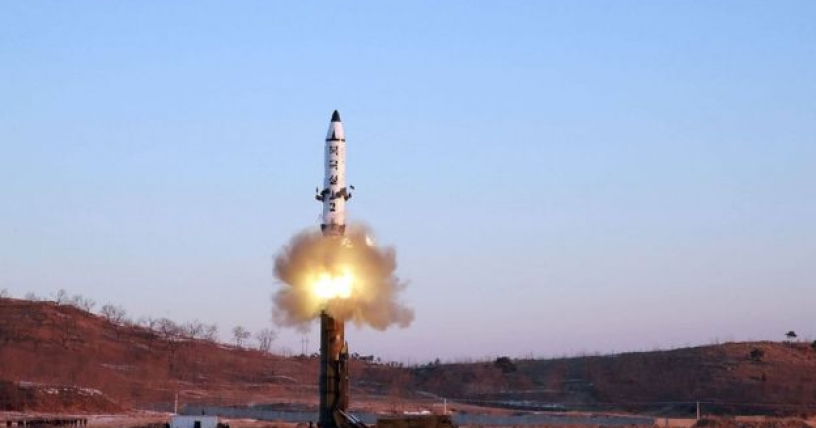 Corea del Norte anuncia que lanzó con éxito misil intercontinental y Rusia lo desmiente