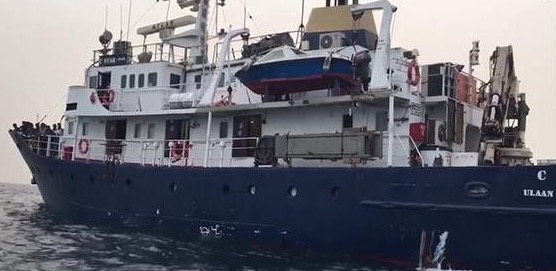 Un navire « anti-réfugiés » affrété par l’extrême-droite suspecté d’embarquer un équipage armé
