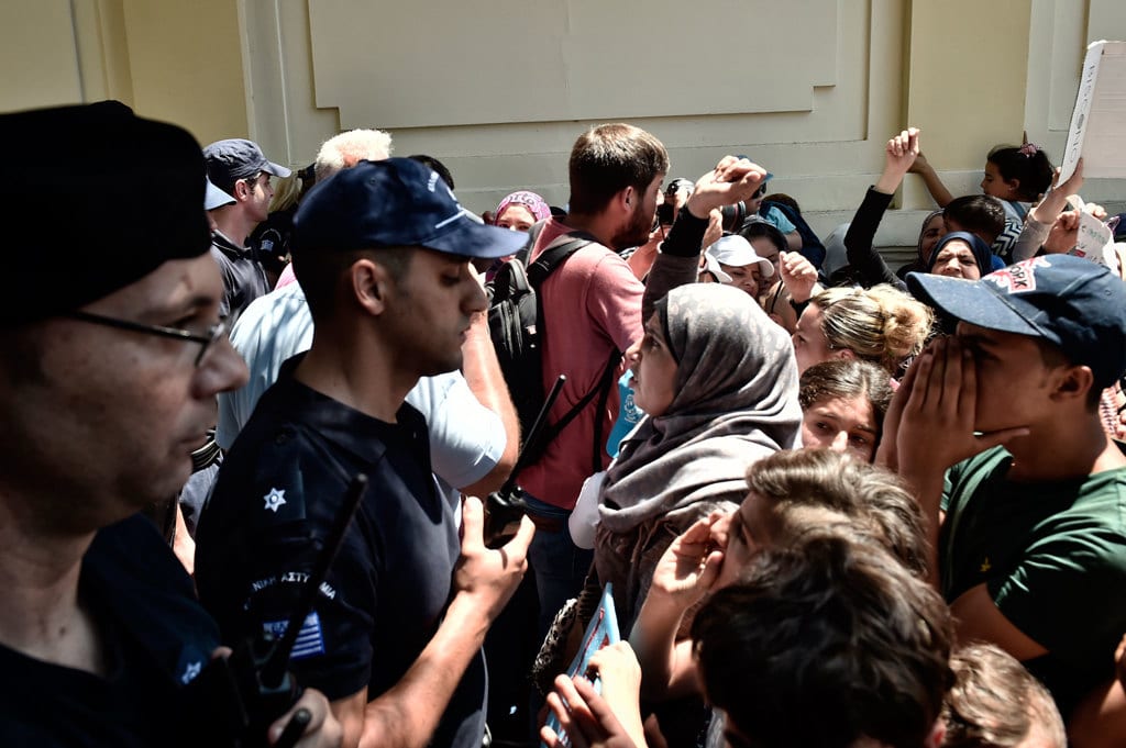 E se aprissimo tutte le frontiere del mondo?