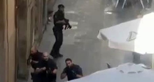 Spagna: l’attentato che cambia le carte in tavola