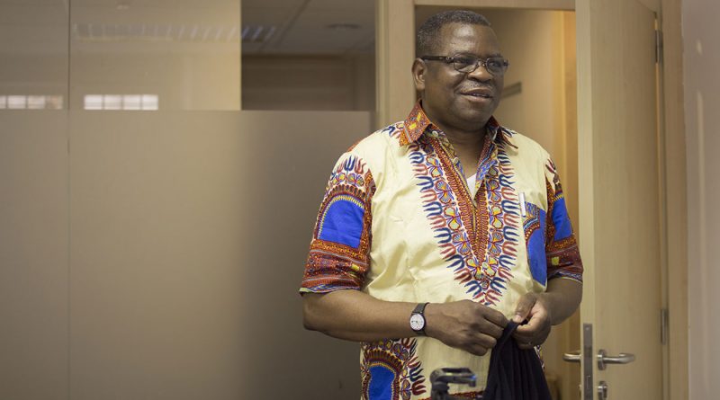 “Si nuestros líderes son responsables, el desarrollo de África vendrá por sí mismo”