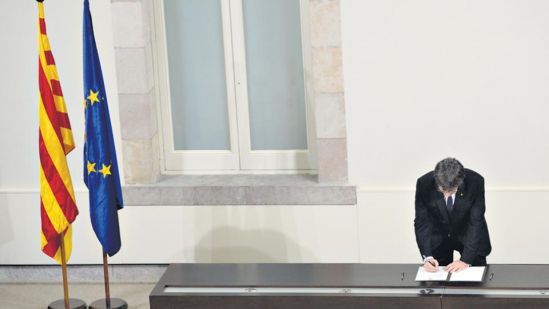 La independencia de los catalanes quedó en suspenso