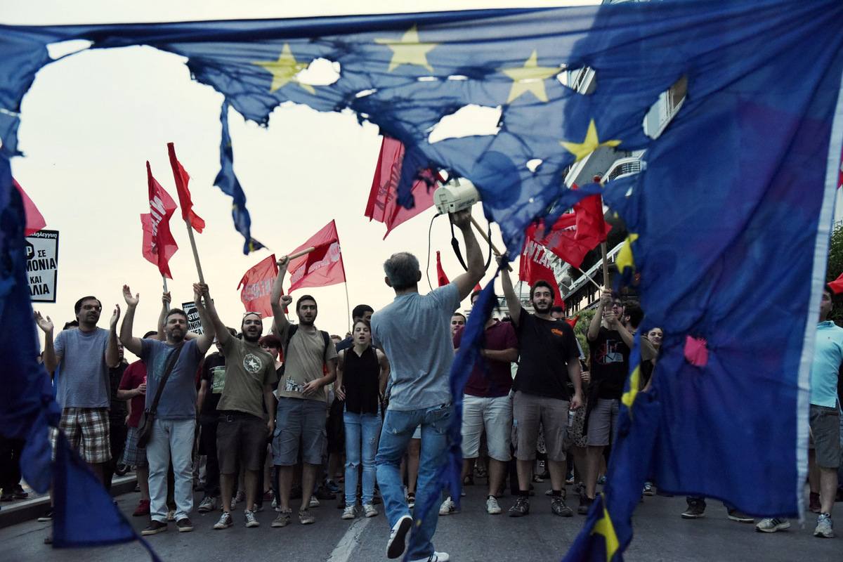 Putting Grexit On The Table: How A Greek Exit From The EU Would Work