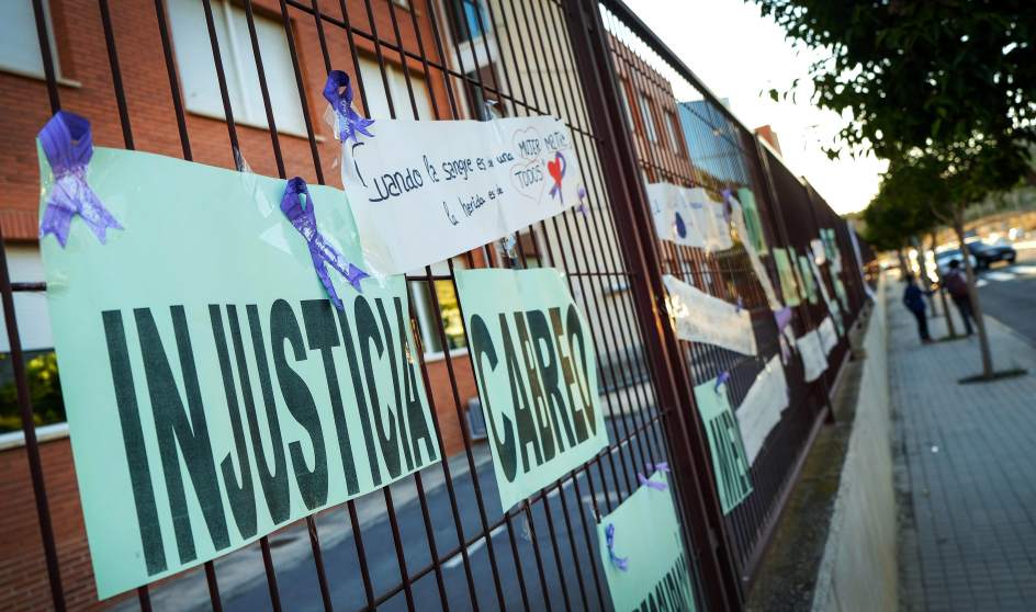 Muere la mujer que recibió un tiro en la cabeza por parte de su expareja en un colegio de Elda