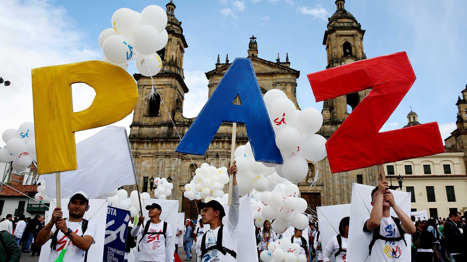 LLAMAMIENTO DE MUJERES EN ESPAÑA, POR LA PAZ EN COLOMBIA