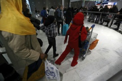 Le gouvernement sous le feu des critiques pour sa politique migratoire