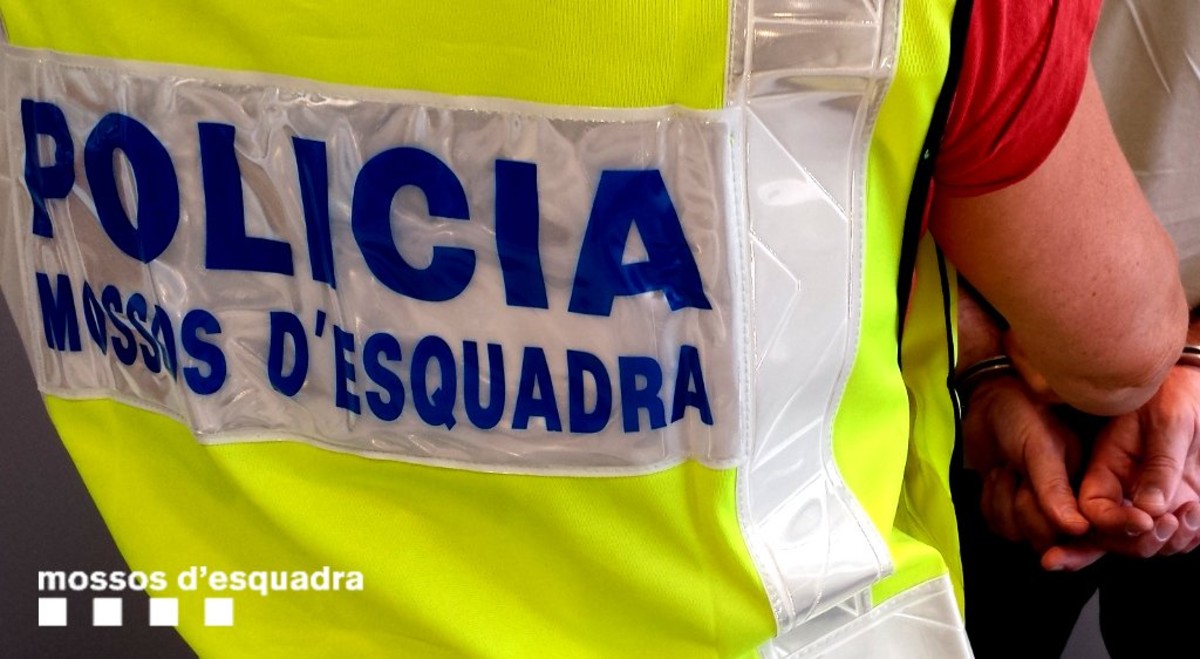 Una familia obligaba a prostituirse a una mujer con la que compartían piso en el Raval