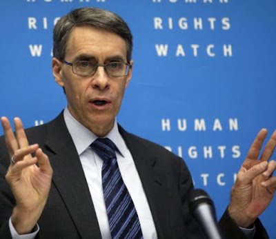 POPULISMO E MINACCE AI DIRITTI UMANI. “A YEAR IN REVIEW” CON KENNET ROTH, DIRETTORE DI HUMAN RIGHTS WATCH