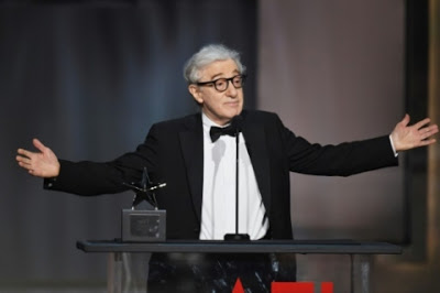 Harcèlement: la controverse renaît autour de Woody Allen