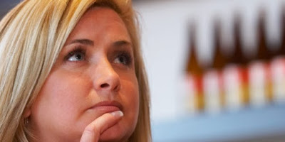 Nathalie Simard explique comment elle a abordé le sujet des abus sexuels avec sa fille