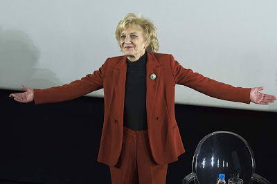 Marisa Paredes: “Basta de sentirnos humilladas por el poder de los hombres”