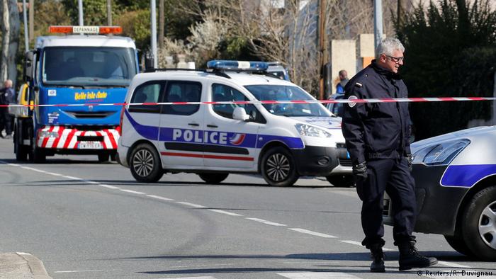 Estado Islámico se atribuye ataque y toma de rehenes en Francia