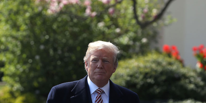 Trump vuole punire Assad per l’attacco chimico, ma come?