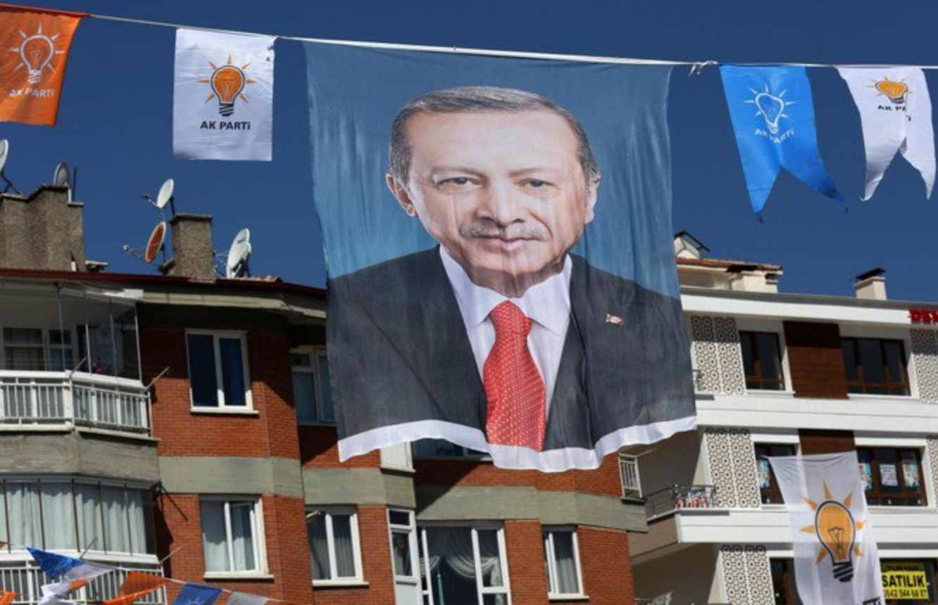 Erdogan faces biggest challenge in tight Turkey polls