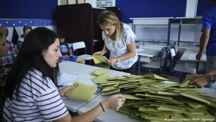 Turquía: observadores europeos denuncian desigualdades en campaña electoral