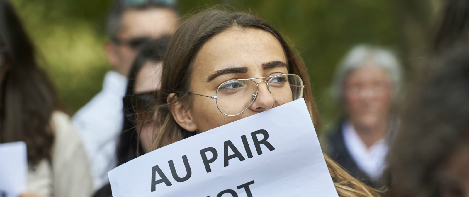 Isolées, exploitées… Les difficiles conditions de travail des jeunes filles au pair
