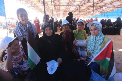 GAZA. Donne palestinesi sfidano l’esercito: “La resistenza è femminile”