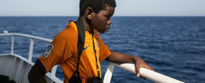 Migranti, l’unica certezza è che senza le ong aumentano i morti