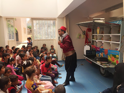 GAZA. La fantasia tra la bibliotuktuk e i giocattoli delle donne