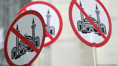 Criticism of religion? Blatant racism!