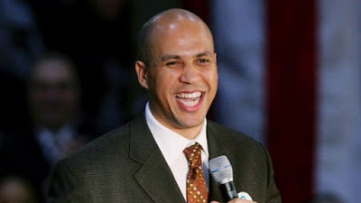 Cory Booker uses anti-Semitic massacre as an excuse to dismiss Palestinians rights