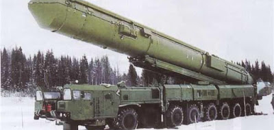 IL DESIDERIO DI MORTE NUCLEARE IN AMERICA – L’EUROPA DEVE RIBELLARSI