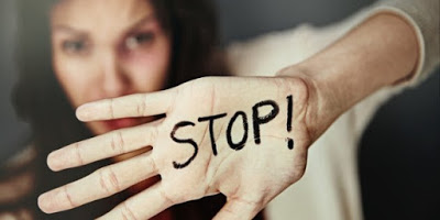La violenza sessista si combatte cominciando dalle parole