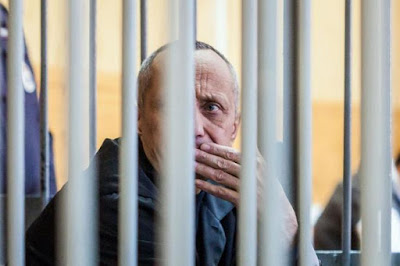 Un ex policía ruso, condenado a cadena perpetua por el asesinato de 56 mujeres